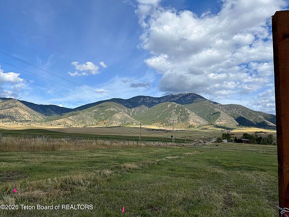 5th image of 2190 Chapel Rd