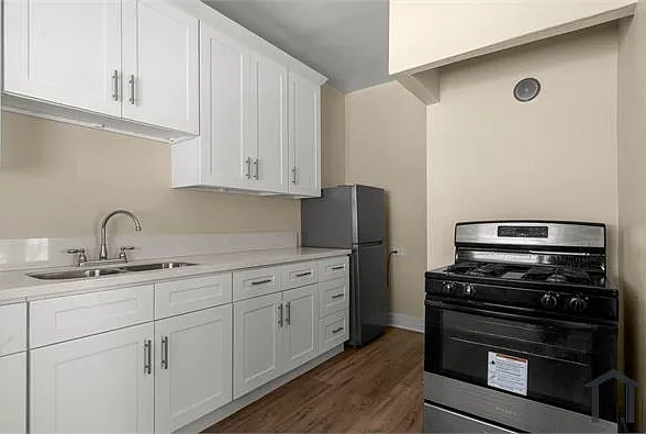221 Columbia Ave #1 — Photo 1
