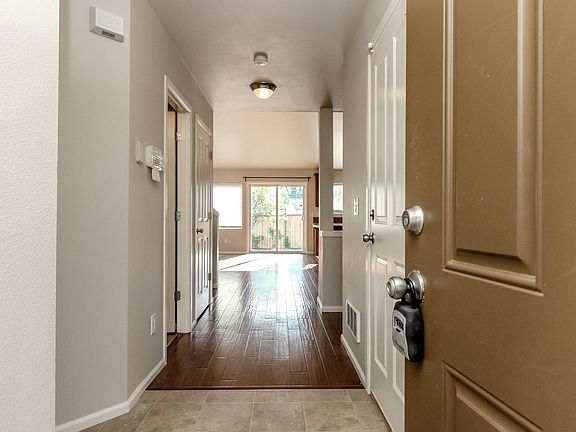 2nd image of 3581 Oxbow Ave E