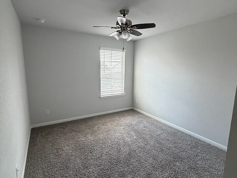 4917 Drovers Path St — Photo 18