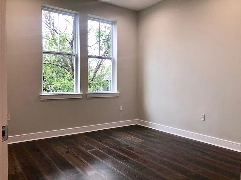 1229 N Franklin St #3R — Photo 17