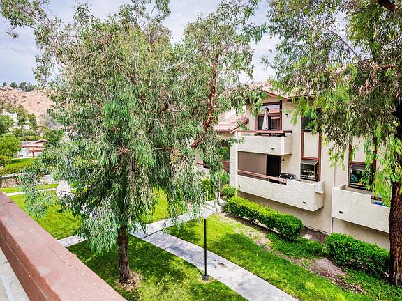 4th image of 18149 Sundowner Way Unit 942