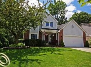 6999 Foxcreek Dr #20, Canton, MI 48187