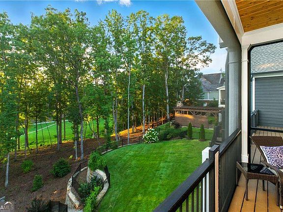 4th image of 9 Fieldstone Ct
