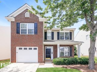 8929 Holland Park Ln, Charlotte, NC 28277