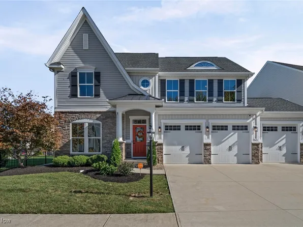 5945 Windermere Pl, North Ridgeville, OH 44039