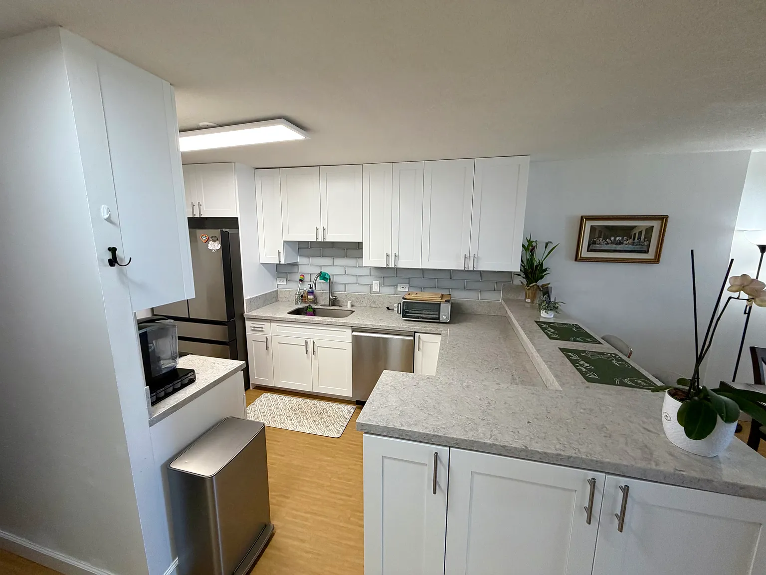 2 bed, 825 sqft, $2,000 — Photo 4