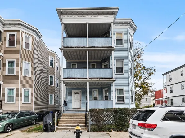 27 Havelock St, Dorchester, MA 02124