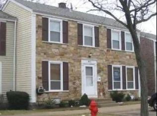 1989 Cardigan Pl, Hoffman Estates, IL 60169