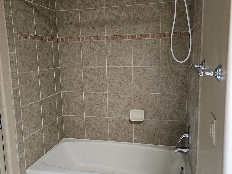 3135 N Olsen Ave — Photo 24