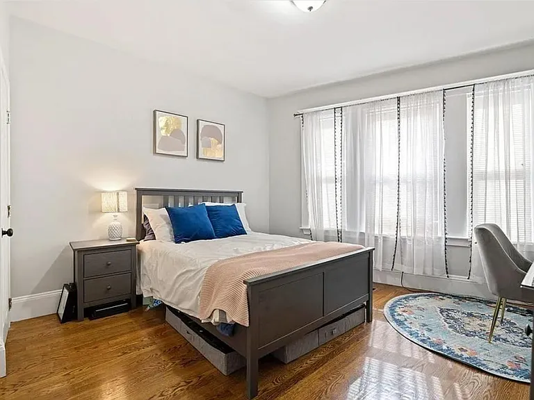 10 Crescent Ave #1 — Photo 3