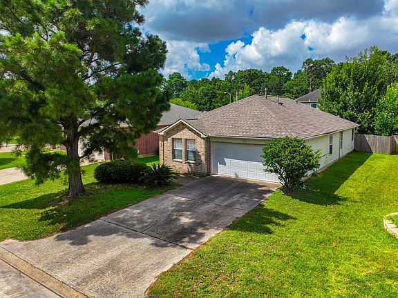 3rd image of 21907 Willow Shade Ln