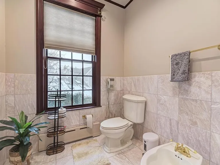 1499 Sheridan Rd — Photo 34