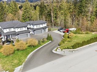 25507 Bosonworth Ave, Maple Ridge, BC V2W1G9