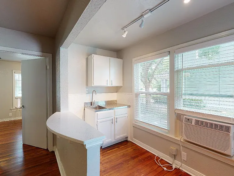 4515 Junius St — Photo 31