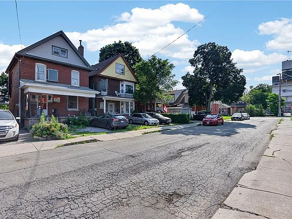 3rd image of 103 Rosemont Ave