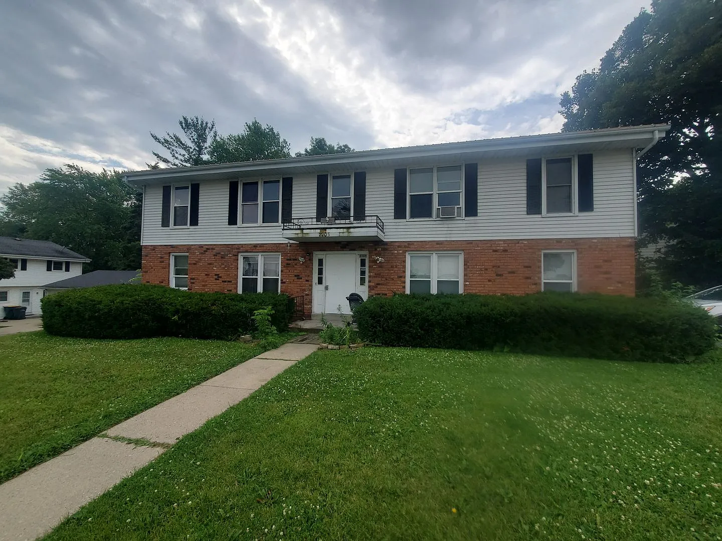2205 Green Tree Rd — Photo 1