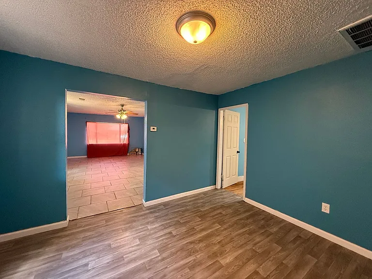 1212 S Lea St — Photo 10