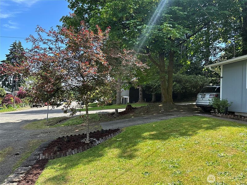 3rd image of 705 Grandview Avenue