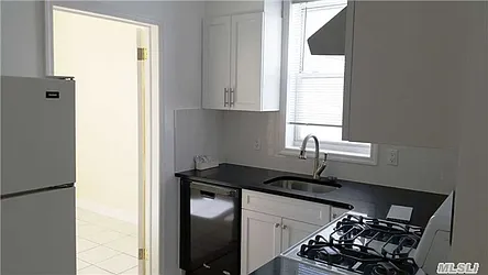 Rented by Graceful Realty LLC