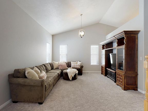 2nd image of 4058 W Valderrama St