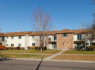 3249 16th Ave S APT 4, Fargo, ND 58103