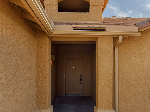 2nd image of 1009 S Willis Ave