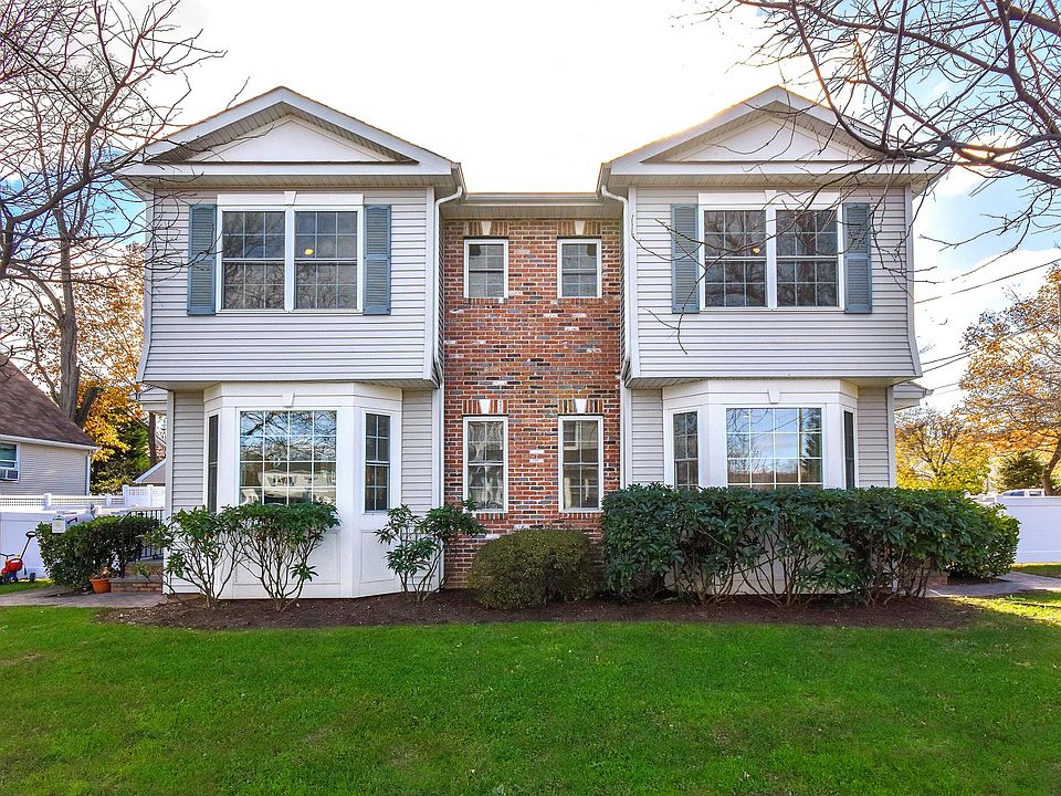 1st image of 24 Pequot Ave #B