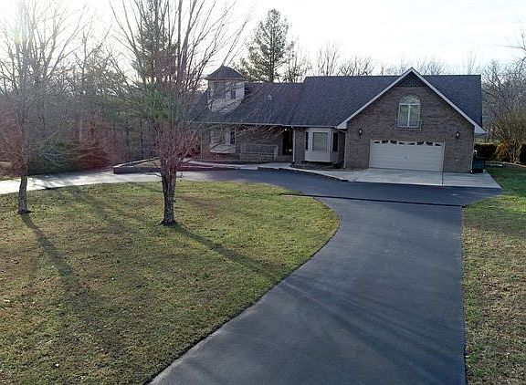 2nd image of 475 Creekway Dr