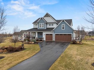 710 Crest Curv, Hudson, WI 54016