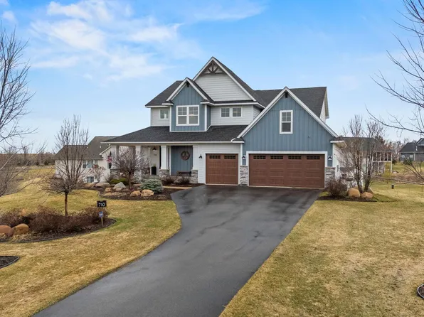 710 Crest Curv, Hudson, WI 54016