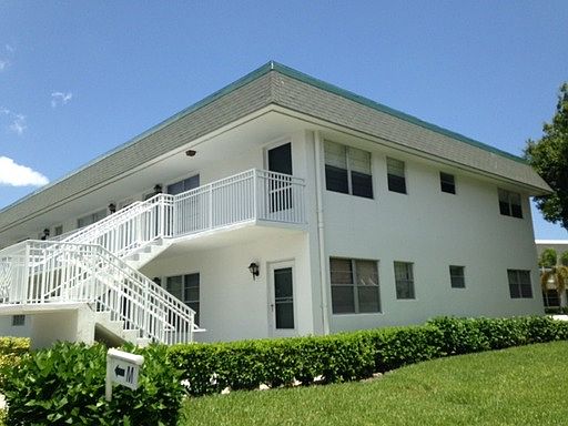 2nd image of 2800 Indian River Blvd