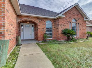 6900 Gregory Dr, Biloxi, MS 39532