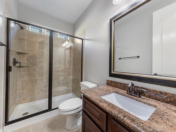 4th image of 103 S Vershire Cir