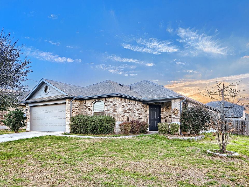 1st image of 100 Liard River Rd