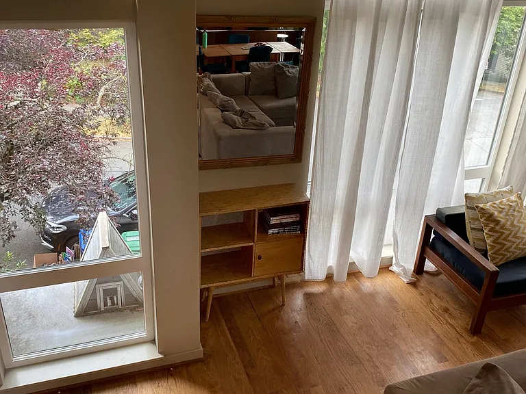 2nd floor living area