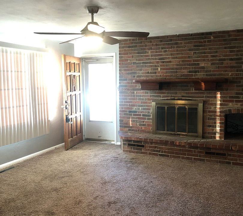 1st image of 2817 Marian Ave