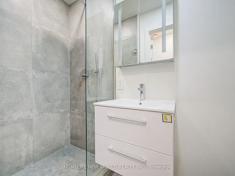 78 Gladstone Ave #5 — Photo 3