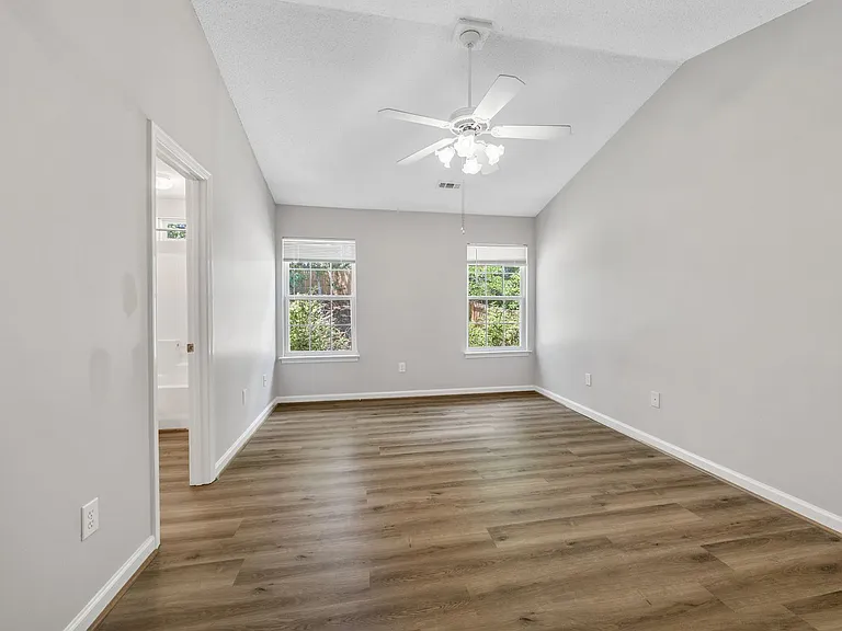 17 Waterfield Ct — Photo 17