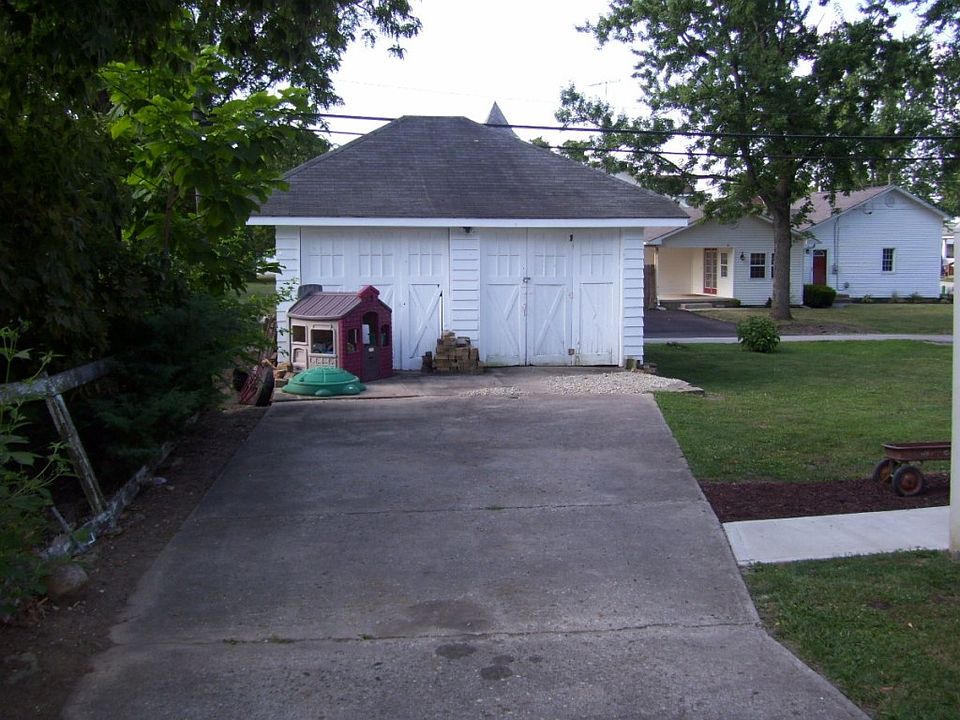 308 E Main St, Verona, OH 45378 Zillow