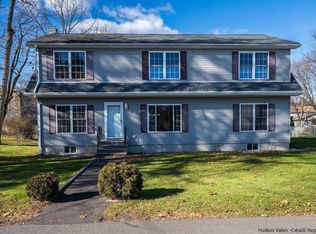 5 Leonta Ct, Lloyd, NY