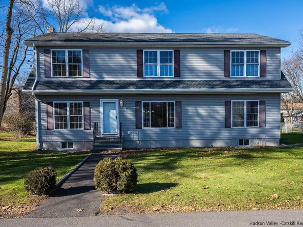 5 Leonta Court, Highland, NY 12528