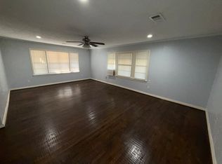 6202 Power Dr, Dallas, TX 75227