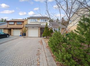 96 Royal Palm Dr, Brampton, ON L6Z 1P7