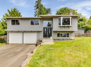 22027 7th Ave W, Bothell, WA 98021