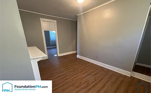 1229 Neptune St — Photo 6