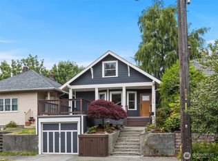 1218 NE 69th St, Seattle, WA 98115