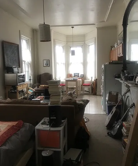 1931 Spring Garden St #2R — Photo 1