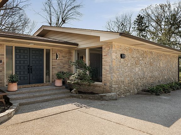 4th image of 105 Harpeth Hills Dr