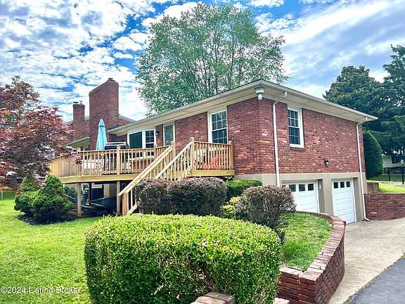 3rd image of 207 Lanark Pl